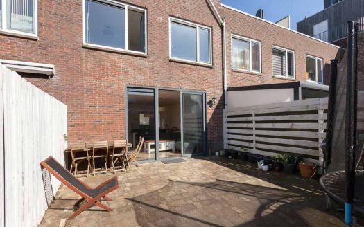 Koninginnestraat 93
