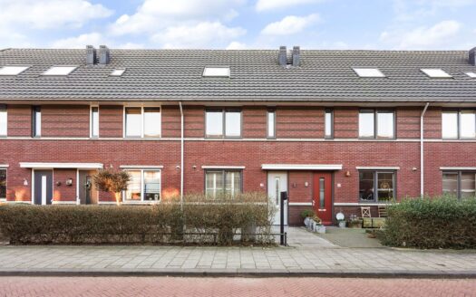 Voormeerstraat 13
