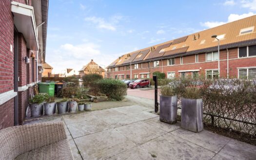 Voormeerstraat 13