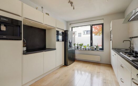 Raaltestraat 11