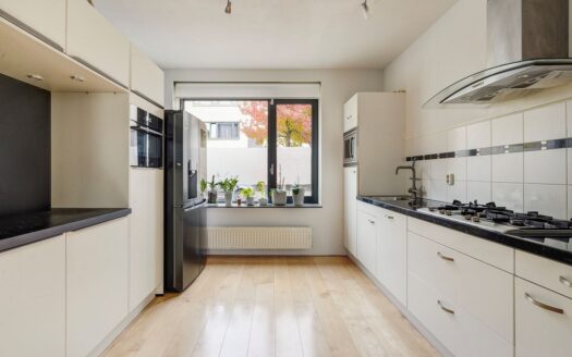 Raaltestraat 11