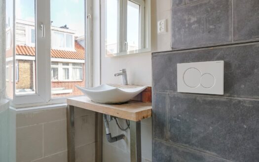 Boele van Hensbroekstraat 18