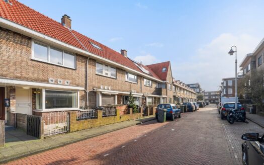 Boele van Hensbroekstraat 18