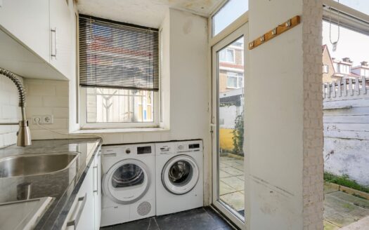 Boele van Hensbroekstraat 18