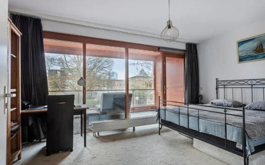 Oosterhesselenstraat 325