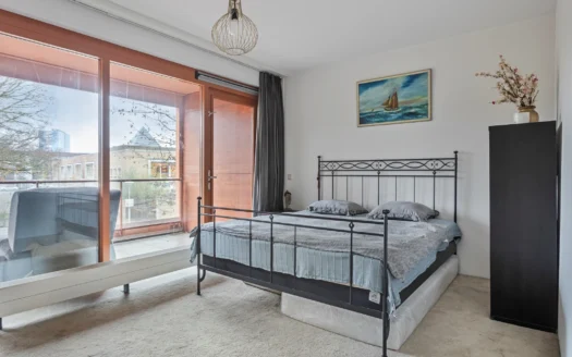 Oosterhesselenstraat 325