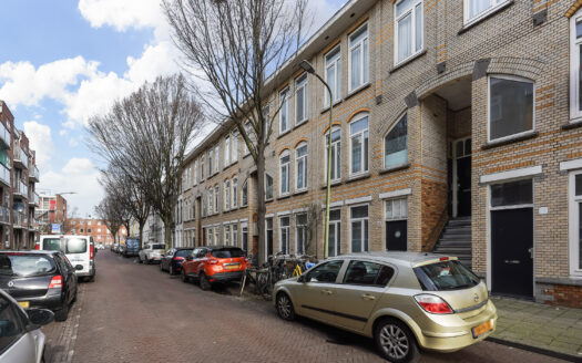 Van de Veldestraat 54