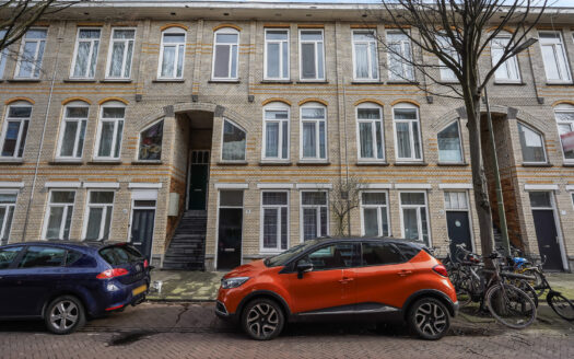 Van de Veldestraat 54