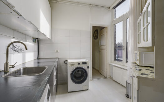 Van de Veldestraat 54