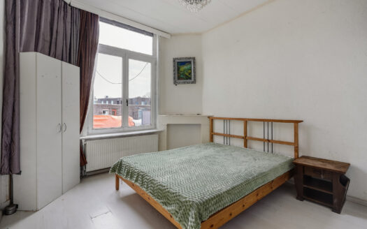 Van de Veldestraat 54