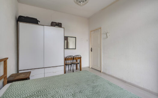 Van de Veldestraat 54