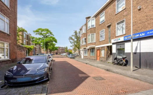 Loenensestraat 15