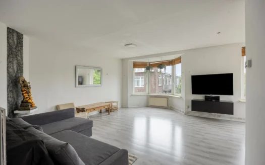 Loenensestraat 15